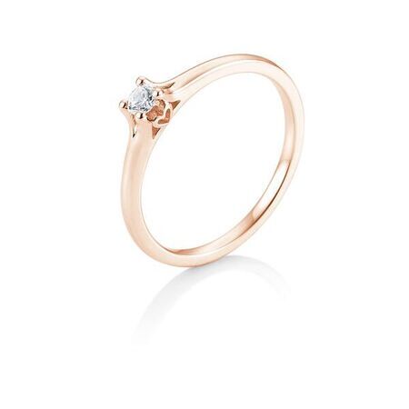 Roségoldener Verlobungsring mit einem Edelstein auf weißem Hintergrund