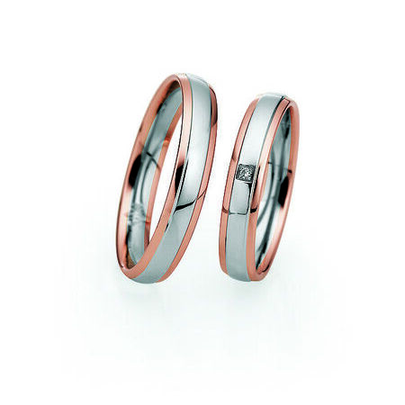 Zweifarbige Ringe aus Roségold und Silber von Light vor weißem Hintergrund