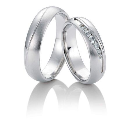 Ringe von Infinity auf weißem Hintergrund