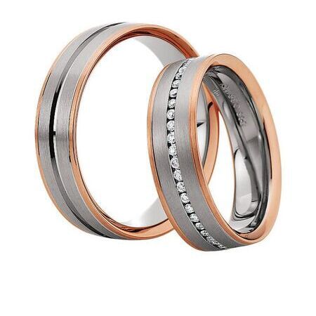 Ringe von Preciousline auf weißem Hintergrund