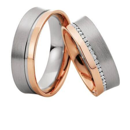 Ringe von Preciousline auf weißem Hintergrund