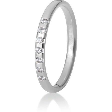 Ring von Memoire auf weißem Hintergrund