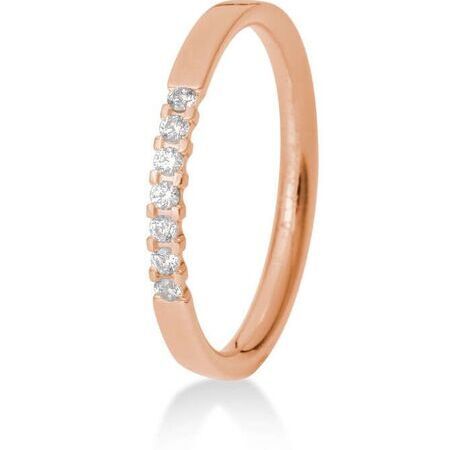 Ring von Memoire auf weißem Hintergrund