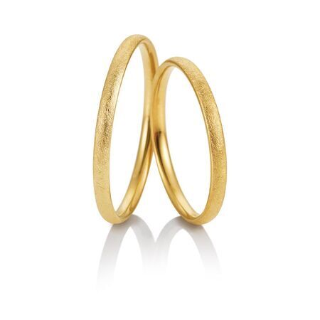 Ringe von Hello auf weißem Hintergrund